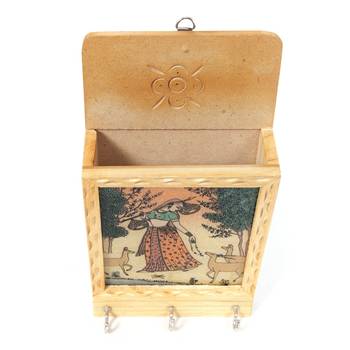 Handcraft Wooden Key Holder Antique Fine Work Amber Coloured For Home Decor 3