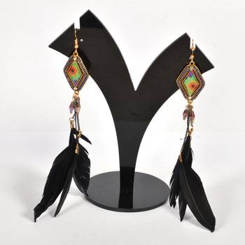Traditional And Elegant Feather Earrings For Women And Girls 1