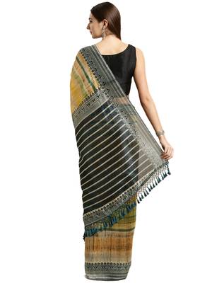Beige Printed Silk Saree With Blouse 2