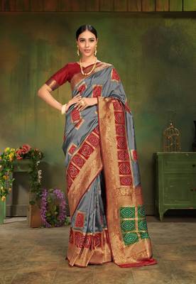 Grey woven silk saree with blouse 1