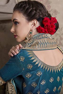 Sky Blue Embroidered Chiffon Saree With Blouse 3