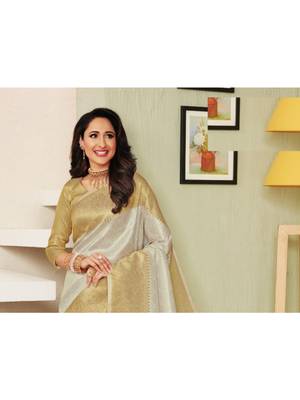 Off White Hand Woven Silk Blend Saree With Blouse 2