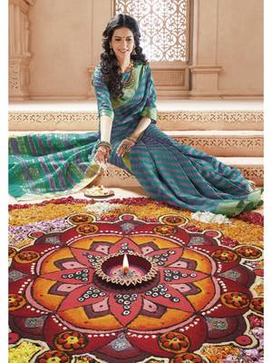 Green Hand Woven Art Silk Saree With Blouse 2