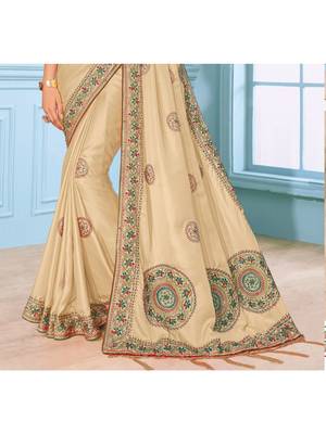 Cream Embroidered Art Silk Saree With Blouse 3