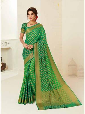 Green Woven Art Silk Saree With Blouse 1