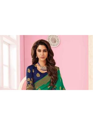 Green Woven Art Silk Saree With Blouse 2