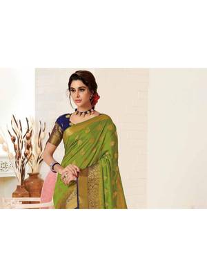 Green Woven Art Silk Saree With Blouse 2