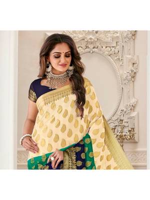 Green Woven Chiffon Saree With Blouse 2