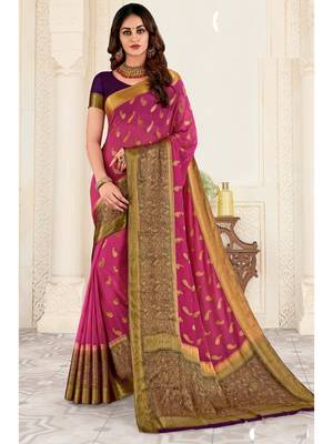 Magenta Woven Chiffon Saree With Blouse 1
