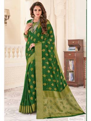 Green Woven Chiffon Saree With Blouse 1