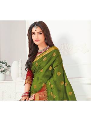 Green Woven Art Silk Saree With Blouse 2