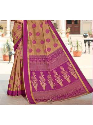 Beige Woven Silk Blend Saree With Blouse 3