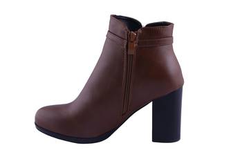Women  Brown  block zipper  heel  Boots 3