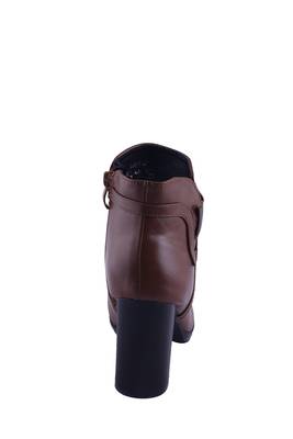 Women  Brown  block zipper  heel  Boots 4