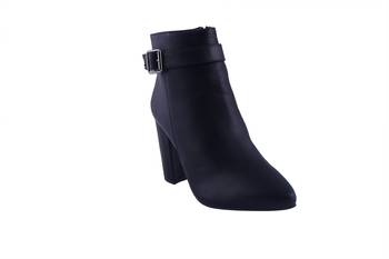 Women  Black  block zipper  heel Boots 1