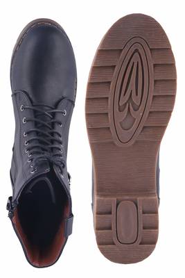 Women Black lace up  Boots 5