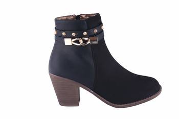 Women Black  zipper  Boots 2