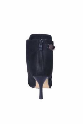 Women Black zipper  Boots 4