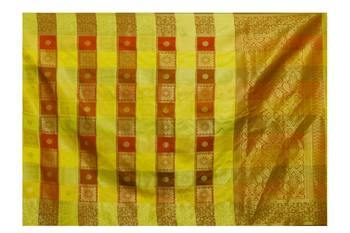 Lime woven silk blend saree with blouse 5
