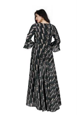 Black printed georgette maxi-dresses 3
