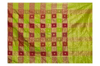 Burgundy Woven Silk Blend Saree With Blouse 5