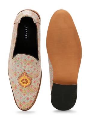 Men Ethnic Mughal Pastel Pendent Loafers Shoes 4