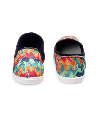 Women Multi Canvas Slip-On Sneakers 3