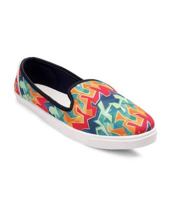 Women Multi Canvas Slip-On Sneakers 5