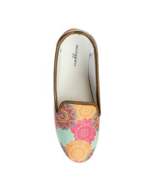 Women Multi Canvas Slip-On Sneakers 8