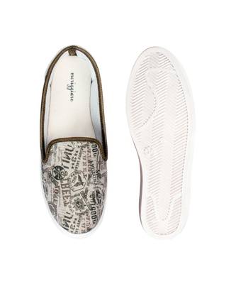 Women Multi Canvas Slip-On Sneakers 6
