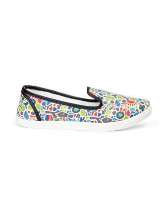 Women Multi Canvas Slip-On Sneakers 2