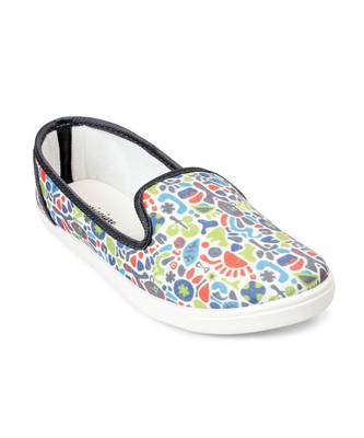 Women Multi Canvas Slip-On Sneakers 5