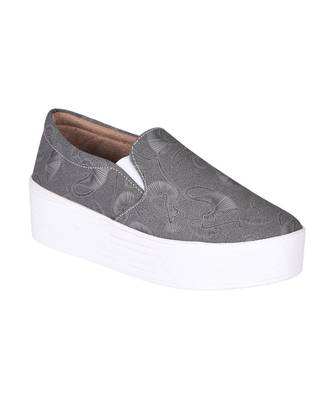 Women Grey Canvas Slip-On Sneakers 5