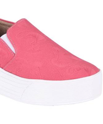 Women Pink Canvas Slip-On Sneakers 4