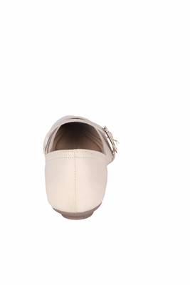 Women  beige slip on Bellies 4