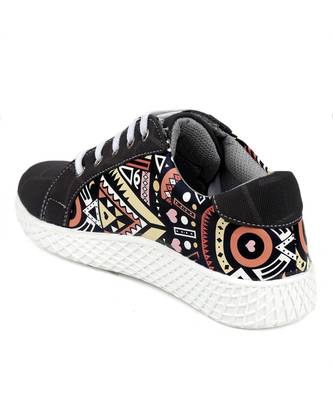 Women Black Canvas Sneakers 4