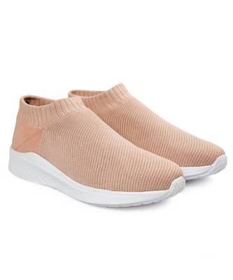 Women Flyknit Peach Sports Shoes Sneakers 1