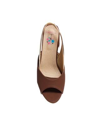 Women Brown Sandals Block 4