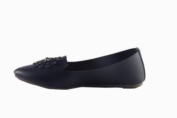 Women Synthetic Black Bellies slip on 3