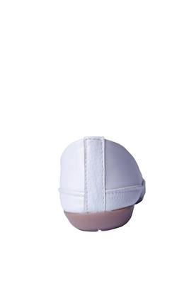 Women Synthetic White  ballerina 4
