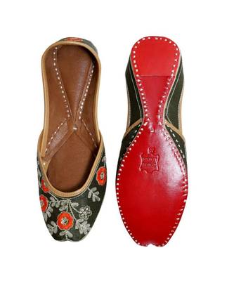 Green Embroidery Party Wear Ethnic.Jutti 5
