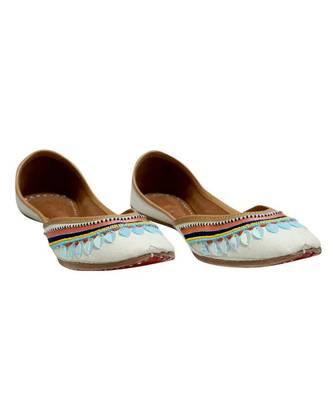 White Embroidery Party Wear Ethnic.Jutti 1