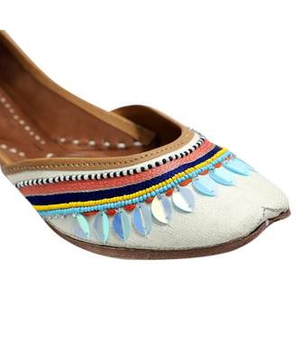 White Embroidery Party Wear Ethnic.Jutti 3