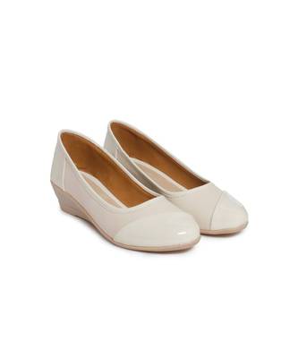 Women Cream Pumps Wedge 1