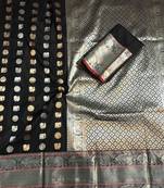 Women'S Designer Black Banarasi Kanjivaram Saree With Designer Blouse
