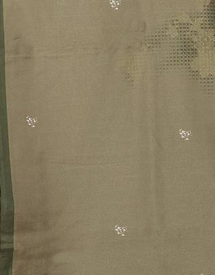 Cream printed silk saree with blouse 4