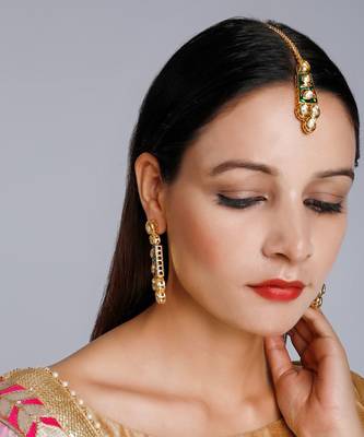 Earrings & Teeka Set 1
