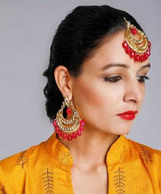 Kundan Earrings & Teeka Set 1