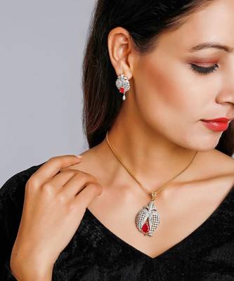 Diamond Pendant And Earrings 1