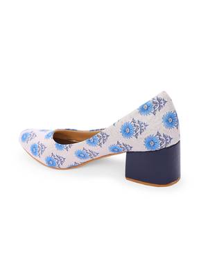 Women Ethnic Blue Sunflower Box Heels Shoes 2